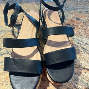 Madden Girl Sandals Women's 10 Steadyy Black Platform Buckle Shoes